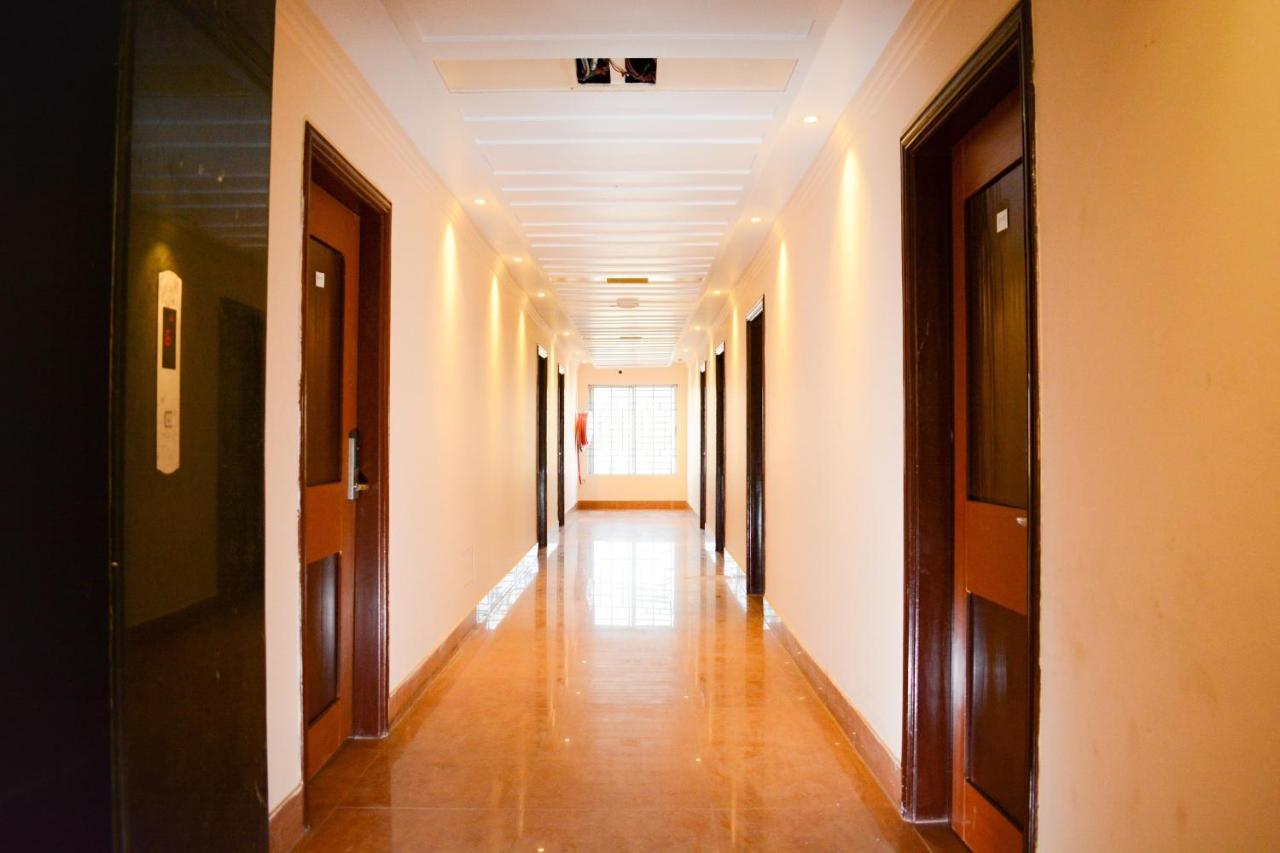 The Alina Hotel & Suites Chittagong Esterno foto