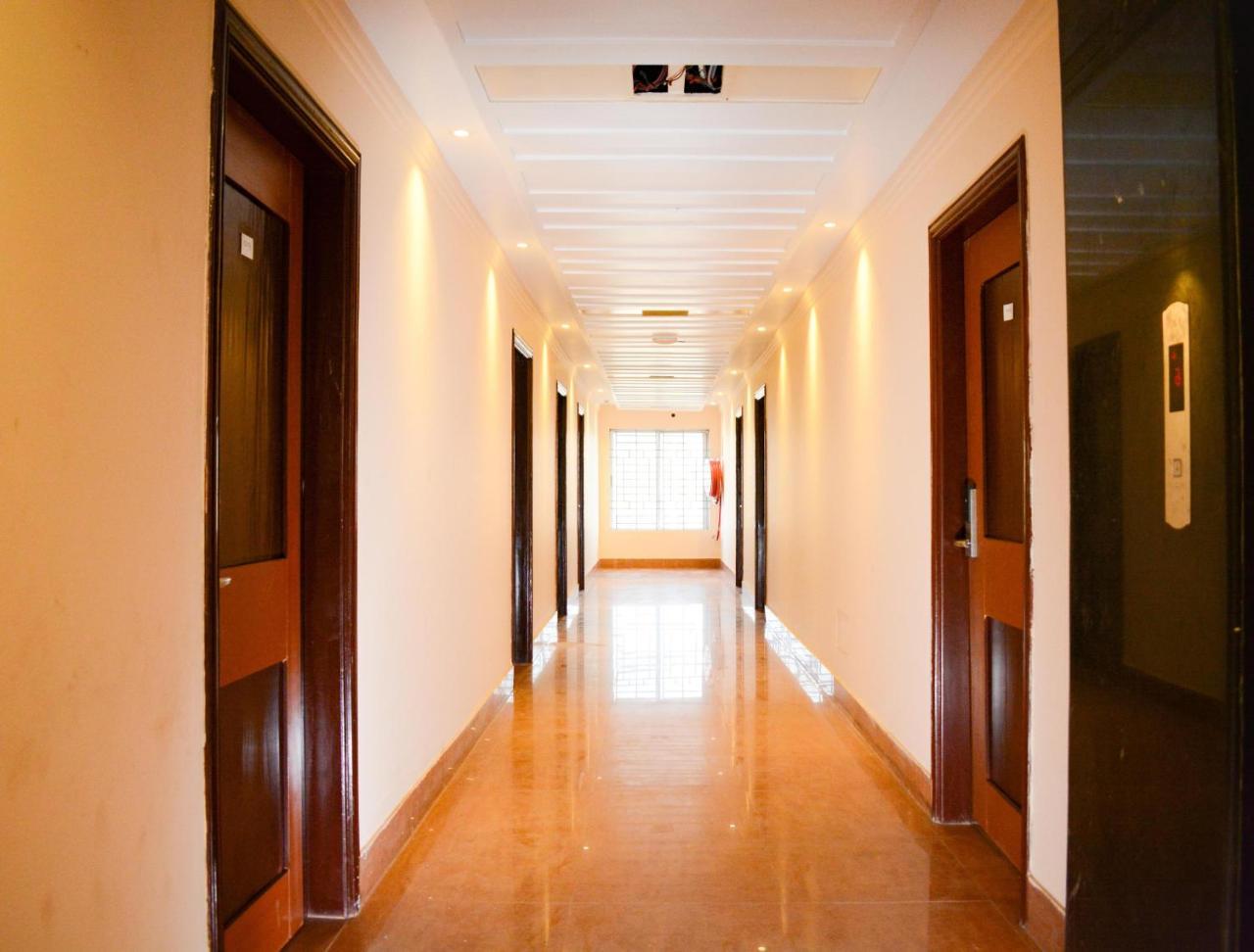 The Alina Hotel & Suites Chittagong Esterno foto
